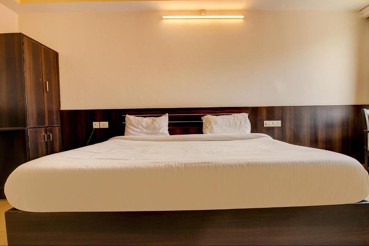 Fabhotel Ps Grand Lakhnaú Exteriér fotografie